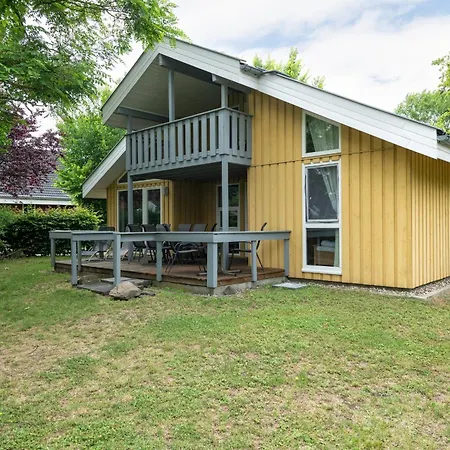 Vakantiehuis Kranich 244 *